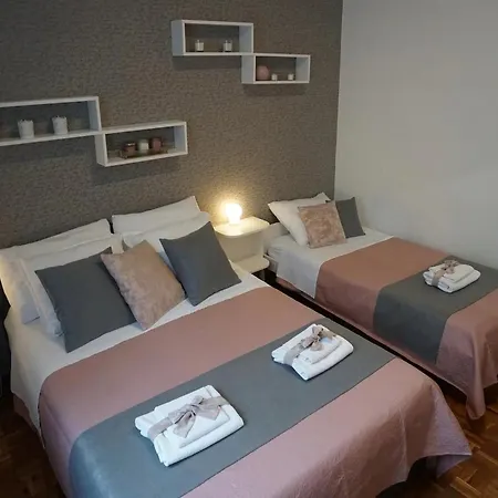 Modern With Private Patio, Bbq, And Close To - Two Bedroom Trogir
