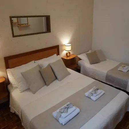 Apartment Modern With Private Patio, Bbq, And Close To - Two Bedroom *